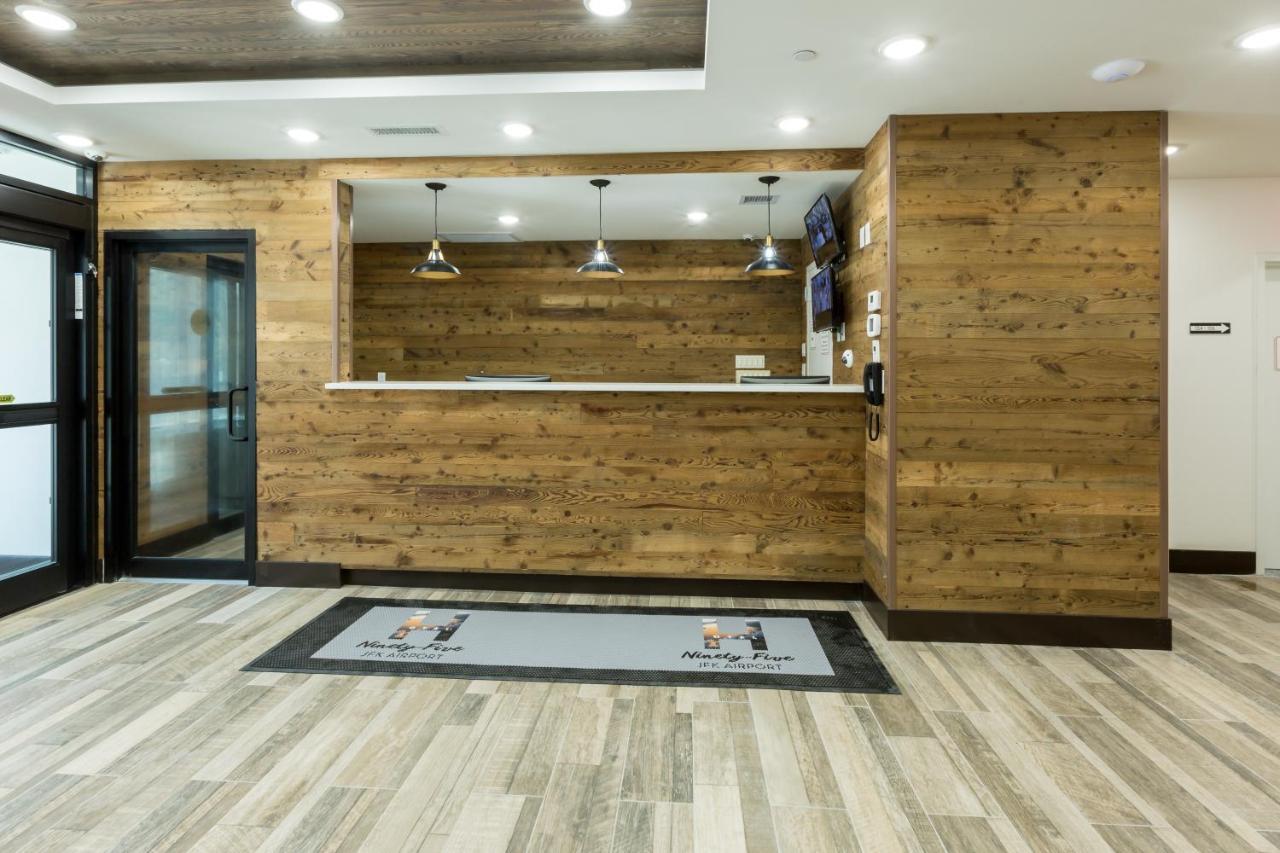Hotel Ninety Five - Jfk Airport Nova Iorque Exterior foto